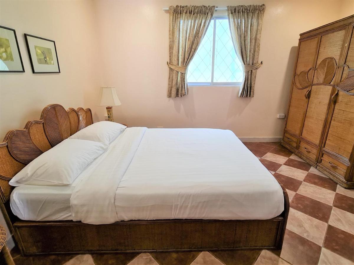 Butterfly Garden Boutique Residence By Luxury View Ex Lg Apts And Villas, A Lifestyle Destination 1 To 3 Bedroom Units 110 To 190 Sqmtr, 2 Full Bathrooms, Rain Shower, Complete Kitchen, Free Fast Fiber Wifi, 55" Smart Tvs, 24-7 Staff, Spa Bath, Free Pattaya Exterior foto