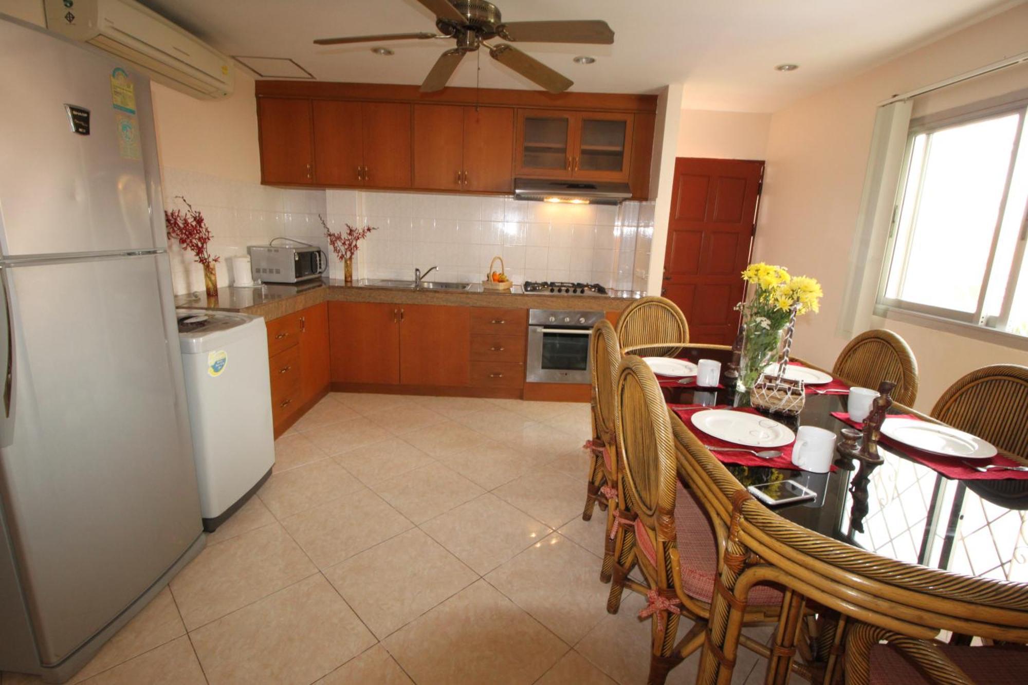 Butterfly Garden Boutique Residence By Luxury View Ex Lg Apts And Villas, A Lifestyle Destination 1 To 3 Bedroom Units 110 To 190 Sqmtr, 2 Full Bathrooms, Rain Shower, Complete Kitchen, Free Fast Fiber Wifi, 55" Smart Tvs, 24-7 Staff, Spa Bath, Free Pattaya Zimmer foto