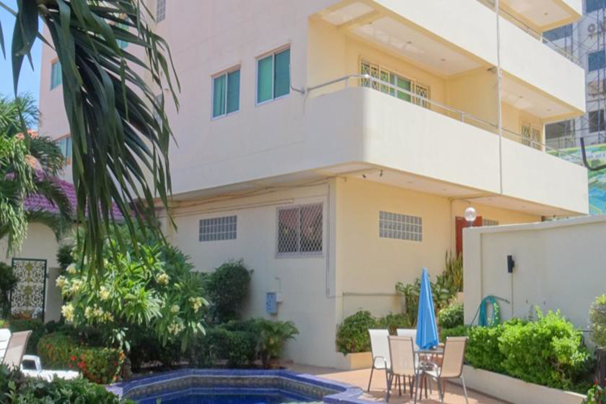 Butterfly Garden Boutique Residence By Luxury View Ex Lg Apts And Villas, A Lifestyle Destination 1 To 3 Bedroom Units 110 To 190 Sqmtr, 2 Full Bathrooms, Rain Shower, Complete Kitchen, Free Fast Fiber Wifi, 55" Smart Tvs, 24-7 Staff, Spa Bath, Free Pattaya Exterior foto