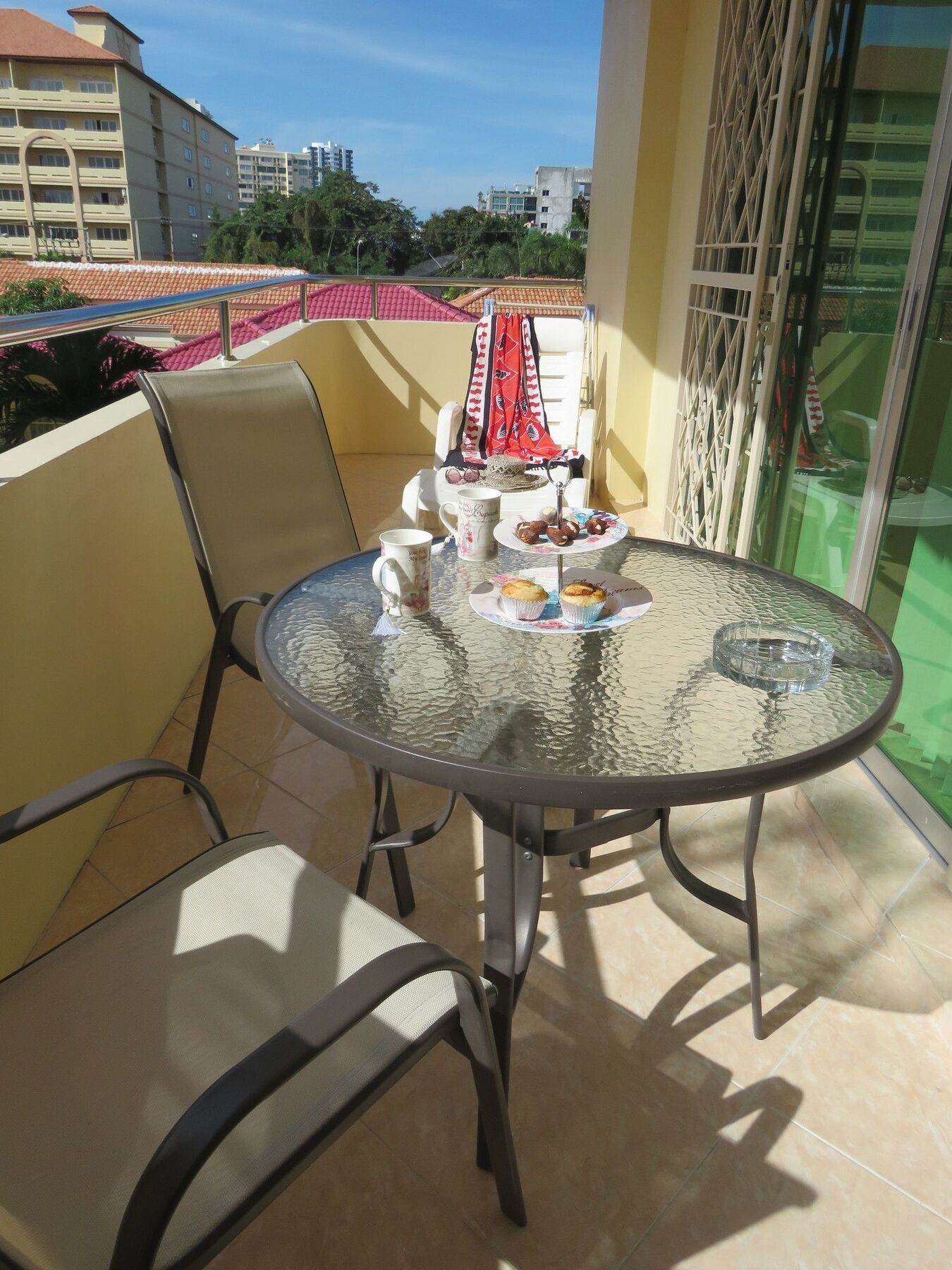 Butterfly Garden Boutique Residence By Luxury View Ex Lg Apts And Villas, A Lifestyle Destination 1 To 3 Bedroom Units 110 To 190 Sqmtr, 2 Full Bathrooms, Rain Shower, Complete Kitchen, Free Fast Fiber Wifi, 55" Smart Tvs, 24-7 Staff, Spa Bath, Free Pattaya Exterior foto