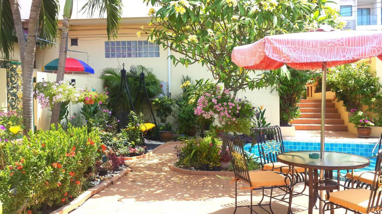 Butterfly Garden Boutique Residence By Luxury View Ex Lg Apts And Villas, A Lifestyle Destination 1 To 3 Bedroom Units 110 To 190 Sqmtr, 2 Full Bathrooms, Rain Shower, Complete Kitchen, Free Fast Fiber Wifi, 55" Smart Tvs, 24-7 Staff, Spa Bath, Free Pattaya Exterior foto
